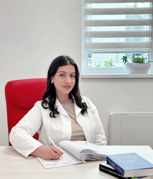 DR. PETRIȘ ALEXANDRA